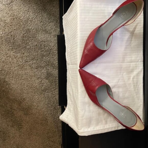 WOMEN SHOES - Picture 3 of 3